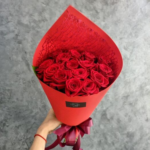 11 red roses