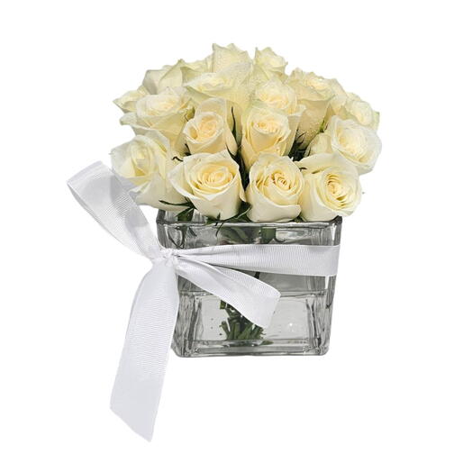 19 White Roses vase