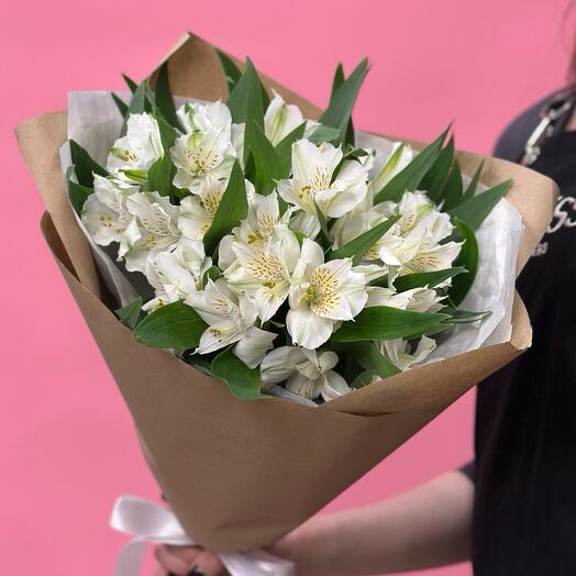 Bouquet of white alstroemeria 7 pieces