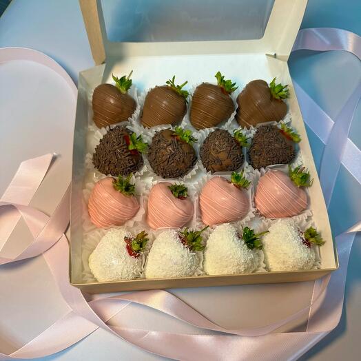 Caja de fresas (16 bayas)