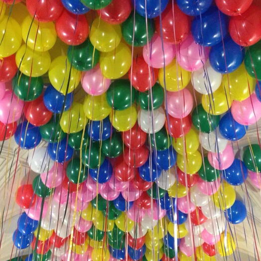 100 шаров с гелием под потолок