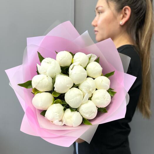 15 белых пионов - peony (0006)