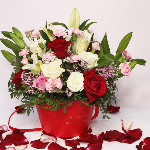 Women s Days Special Red foral Basket