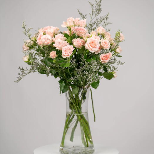 Estetique with Vase
