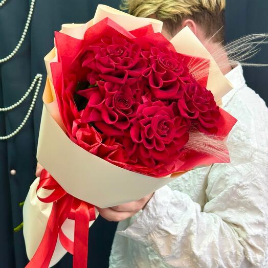 Букет красных французский роз - особенный