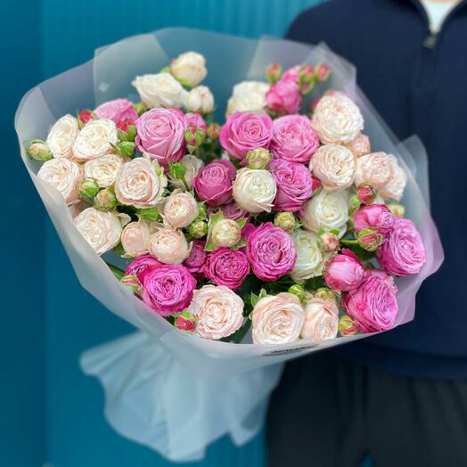 Кустовые пионовидные розы 15шт