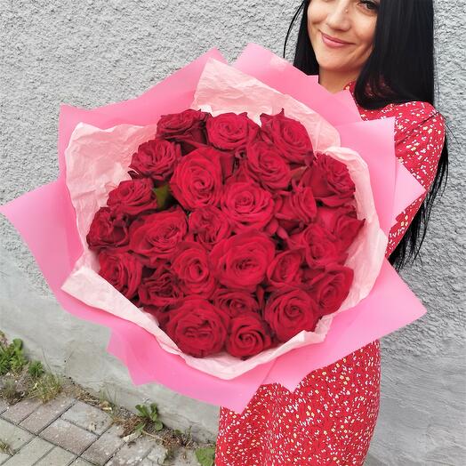 Bouquet of 25 Red Roses