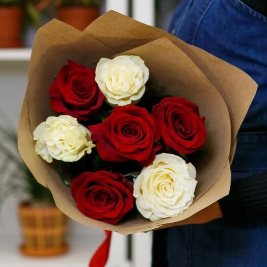 Bouquet of 7 roses