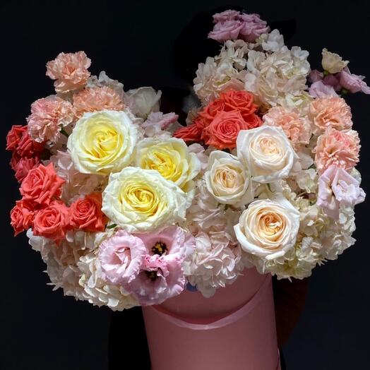 Цветы в коробке