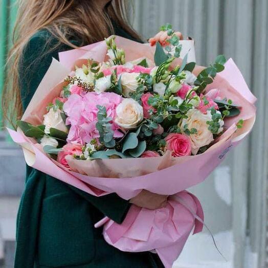 White and Pink Bouquet