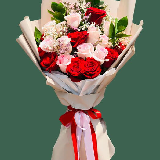 Pink and Red Roses Bouquet