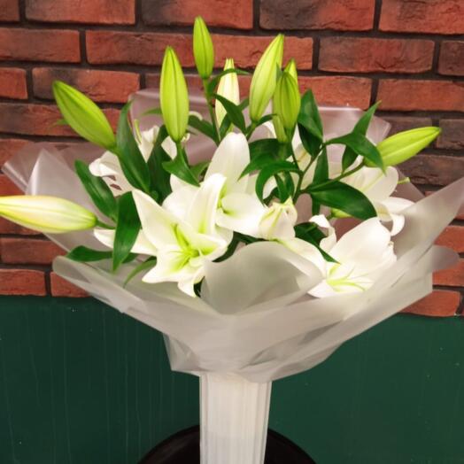 Монобукет Белая ЛИЛИЯ