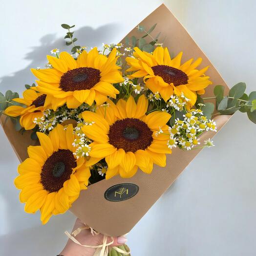 Sunflower bouquet