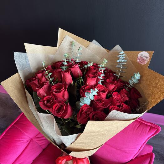 50 Red roses