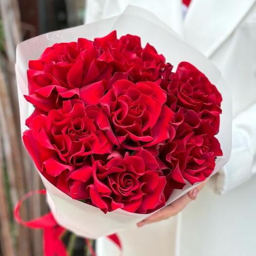 Bouquet of 7 red French roses