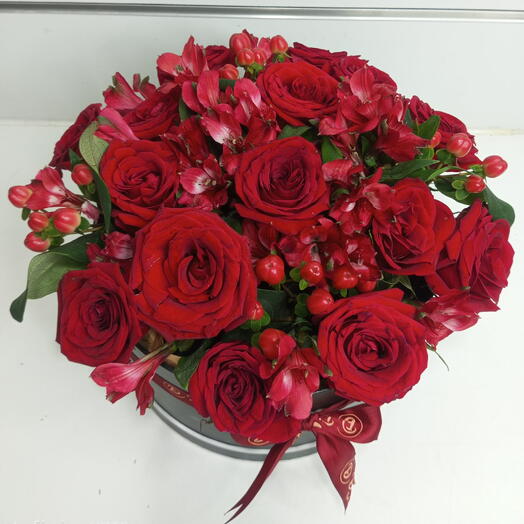 Mix Red Flower Box