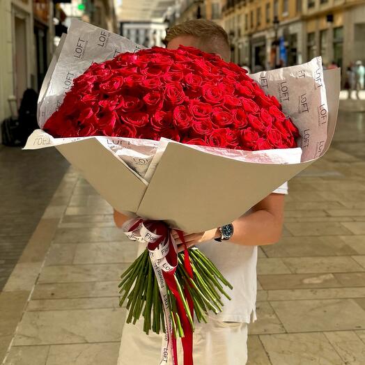 101 Premium Red Roses