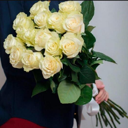 15 эквадорских роз