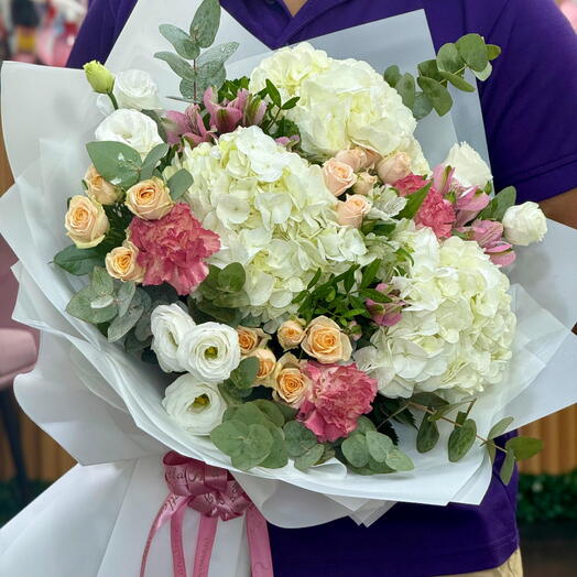 Elegant Pink   White Medley Bouquet