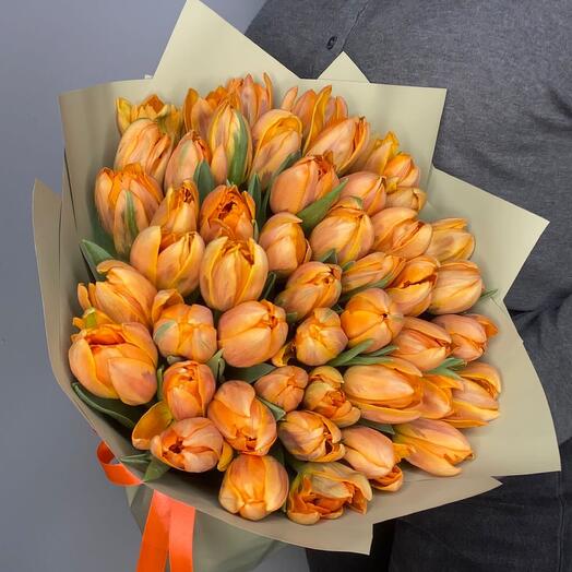 Tulipanes en forma de peonía