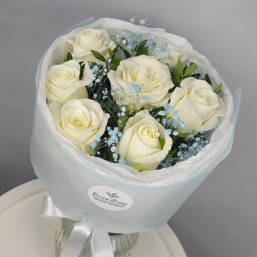 Rosas blancas y gypsophila-ramo"Cristal"