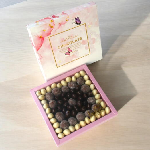 Premium Chocolate Nut Gift Box 350g