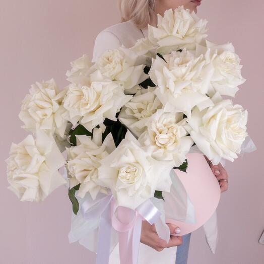 15 rosas francesas blancas en una Caja