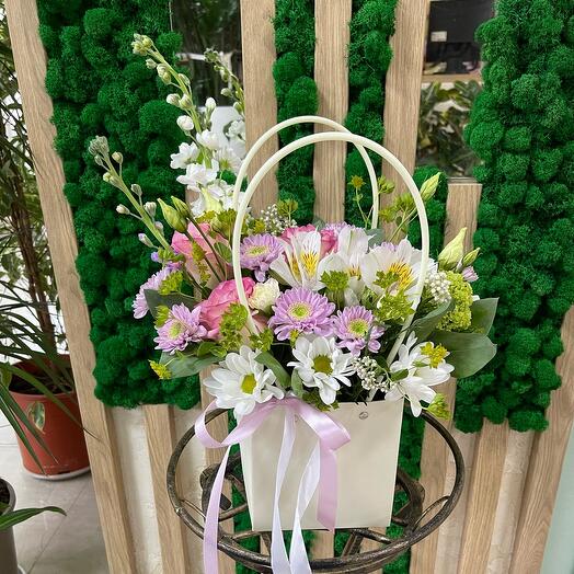 Цветы в коробке🌸🌸🌸