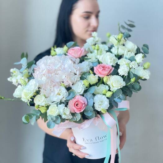 Elegante Caja de rosas "London ai"