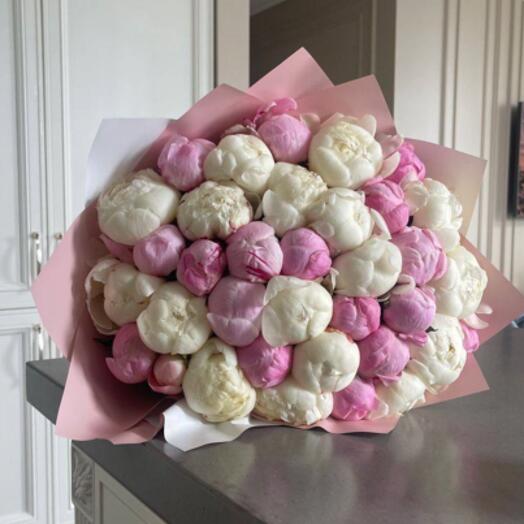 Bouquet of white and pink peonies