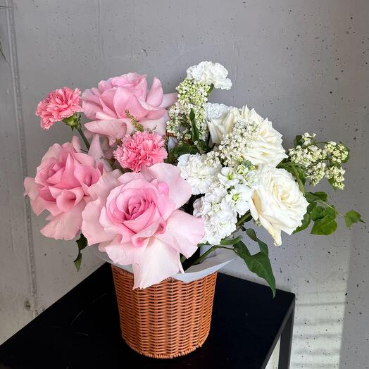 Весна в корзине