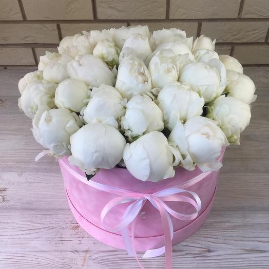 29 white peony in gift box