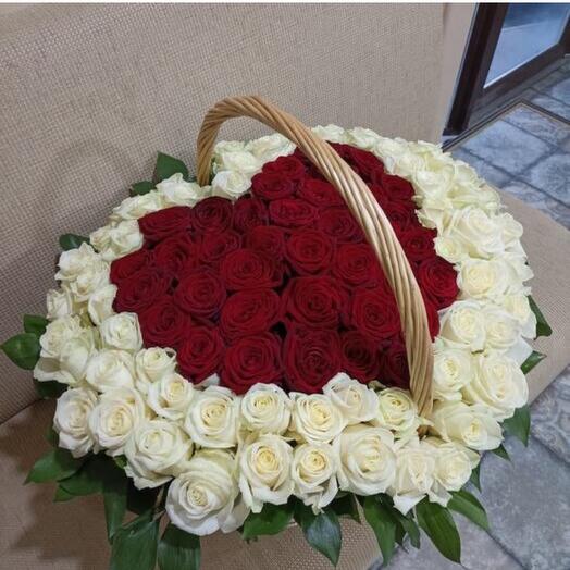 Букет «Сердце» в корзине из 101 Розы