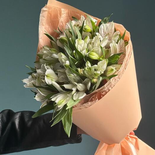 Стойкий букет. Альстромерия 7 шт