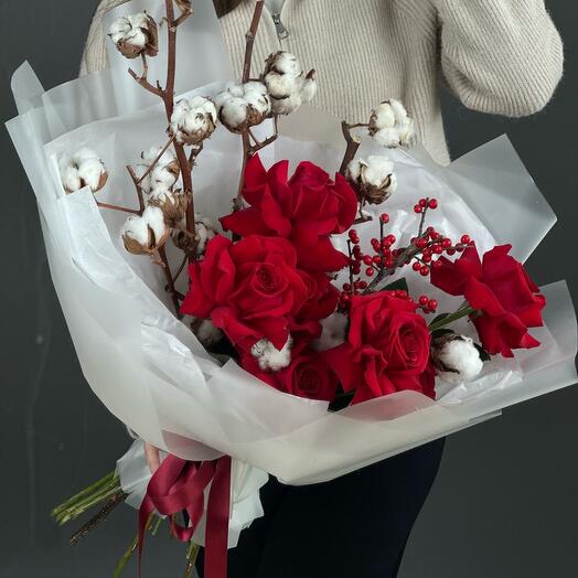 Winter roses bouquet