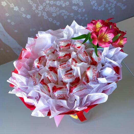 Букет сладкий конфетный «Raffaello»