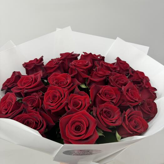Red love - крымская красная роза / 25 красных роз / букет любимой девушке , маме