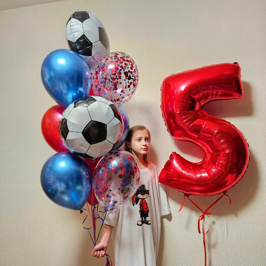 Воздушные шары синие и красные хромированные ,футбольные на 5лет сына,мальчика,ребёнка-11шаров