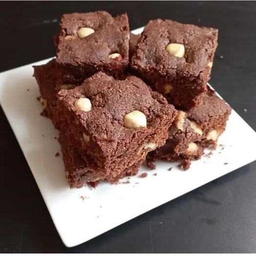 Brownie chocolate avellanas