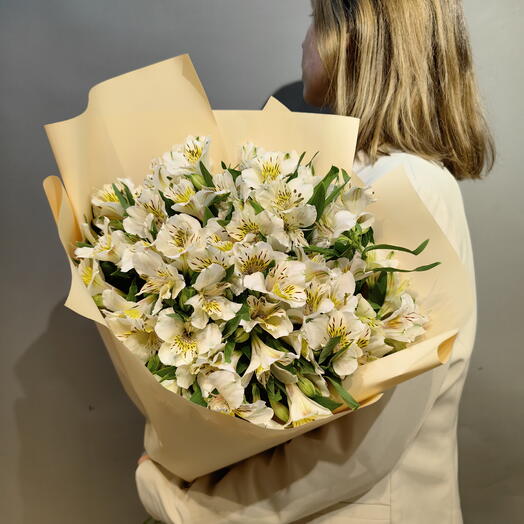 Букет 💐 "Дора" (15 альстромерий)