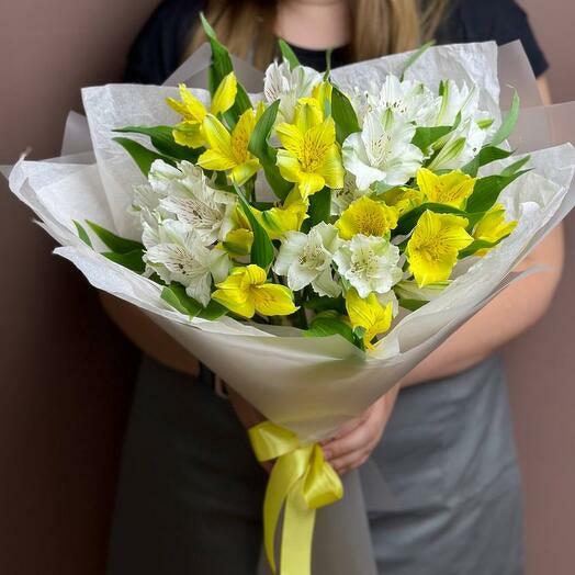 Sunny Alstroemeria Bouquet