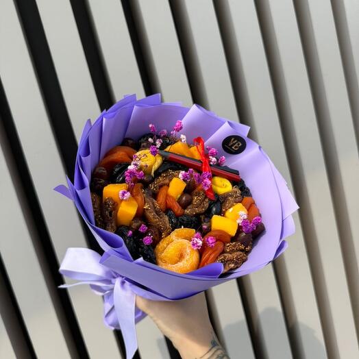 Сухофруктовый букет на 1 сентября