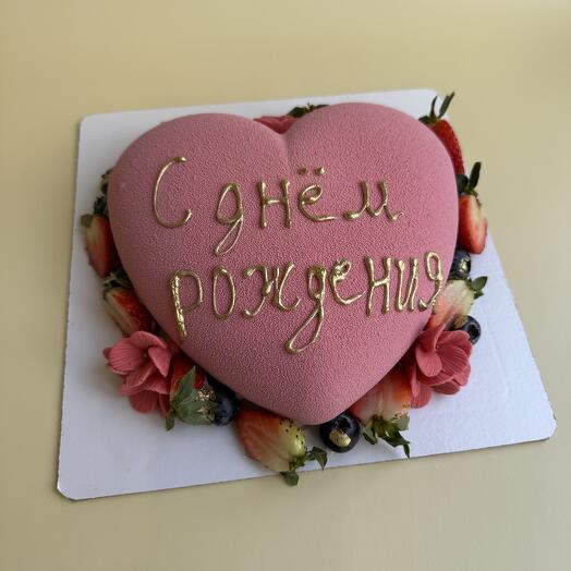 Муссовый торт сердце с ягодами