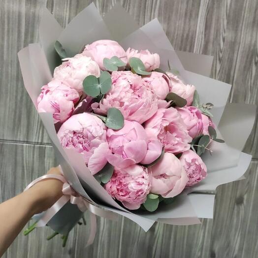 Ramo de 15 peonías Rosadas