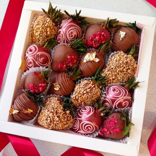 Set de fresas en chocolate con leche