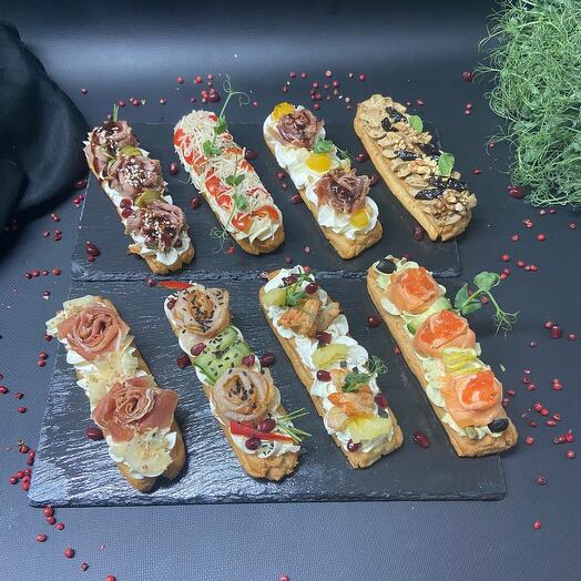 Eclairs 10 pieces in a craft package