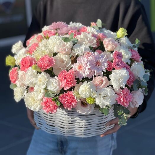 Eustoma mix basket