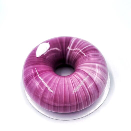 Муссовый торт с двойной начинкой: клубника и ваниль