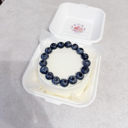 LUPANOVACAKE