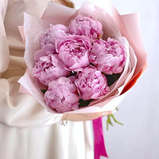 Pink peonies bouquet